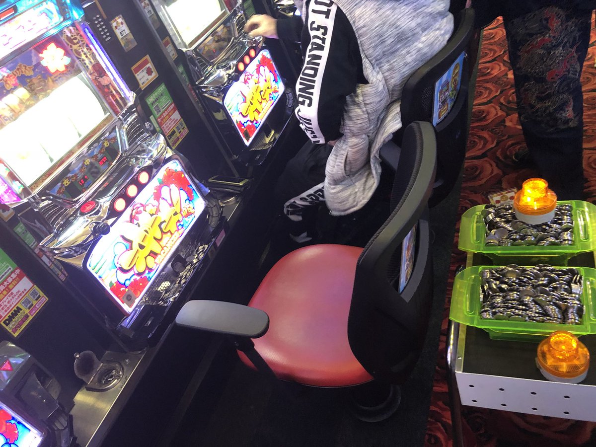 koretoma_'s tweet image. テキサス1000小倉店での人気機種、続いては沖ドキ‼️✨

沖ドキのコーナーの人達ランプ光ると教えてくれる優しい人ばっかりw💁‍♀️
出玉も撮らせて頂きました┏○ﾍﾟｺｯ
#TTK20
#天下一打闘会
#テキサス1000小倉店