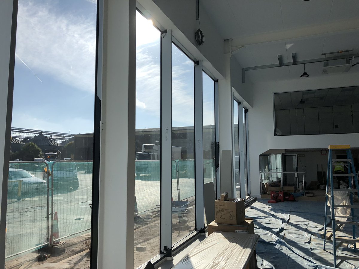 KWS_LTD's tweet photo. The new extension for Gregory’s Distribution in #cullompton &amp; it’s been great working with @DevonContractor. The new Metal Stud #partitions &amp; @ArmstrongCeilin Suspended #ceilings look great! #interiors #drylining https://t.co/oU8RkT5n8a