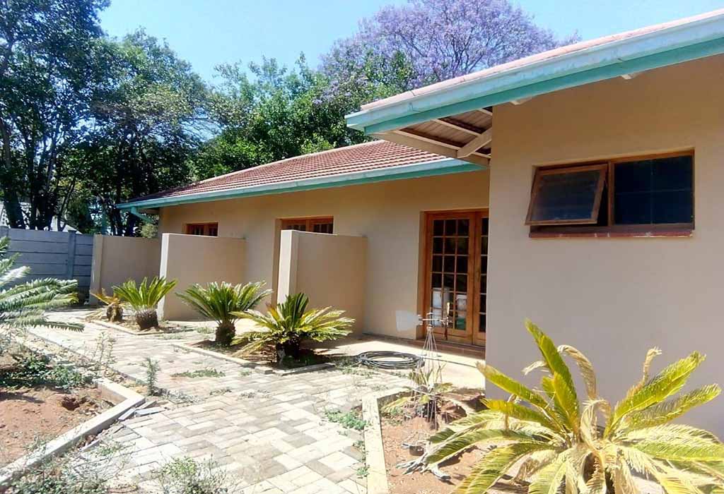 listurpropertyS's tweet photo. 9 Bedroom House for Sale in Polokwane Central
Elias Sesokga From Joe Mosehla Properties & Auctioneers
https://t.co/plFOPtNOIB
#SaleProperties #PropertyIn https://t.co/TbtSVcIbXj