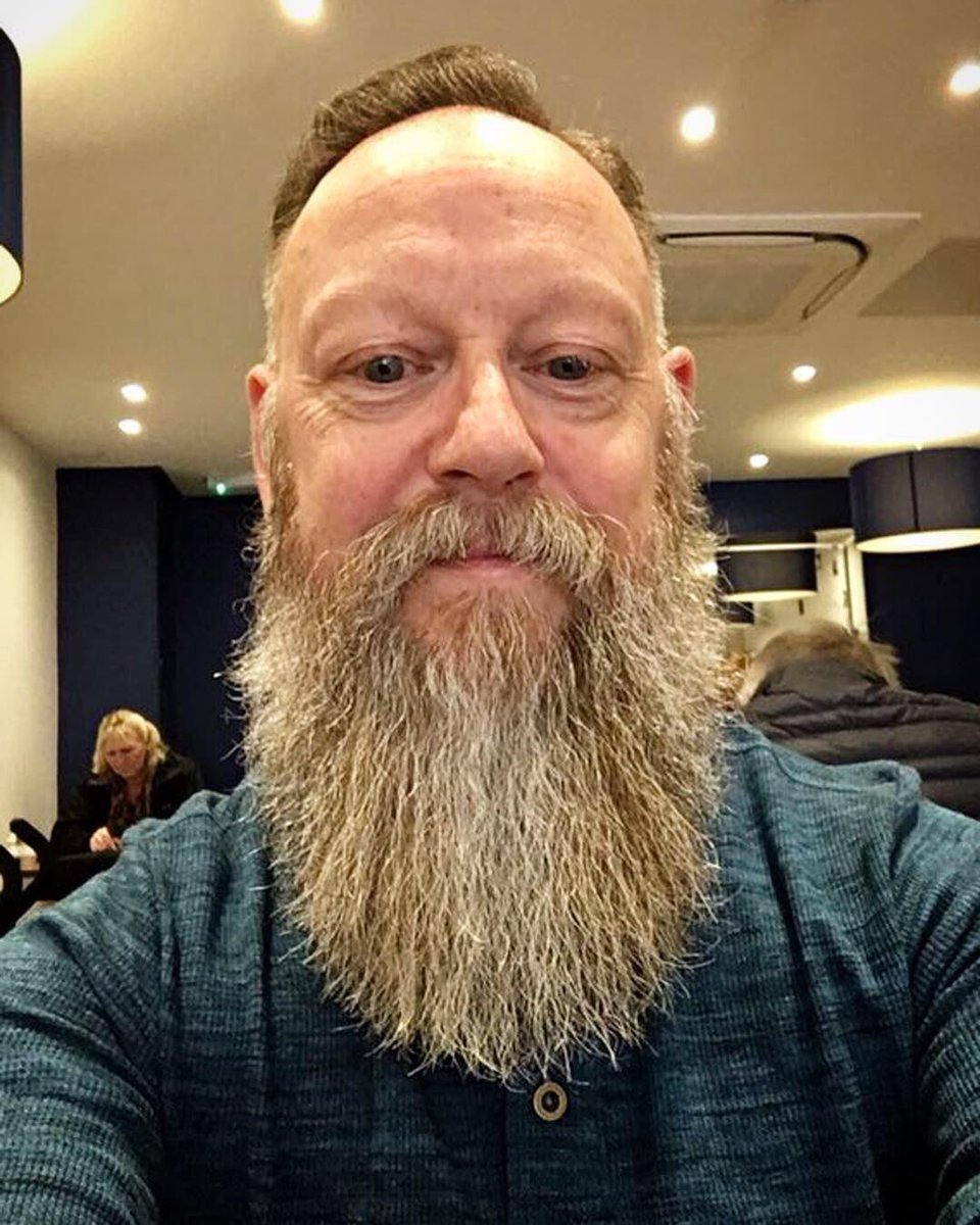 tbbclub's tweet photo. #SaturdaySpecial with Douglas Stewart-Furne of Blackpool,Lancs #beards #BeardTweet #TBBClub & #SandgrownBeards #gingernpepper #tattoos #civilpartner #beardcompetitions
Doug:"My beard is 7", aiming for 12! Been growing for 6 mo; had facial hair of some kind since I could grow it" https://t.co/vcRV7sIIwE