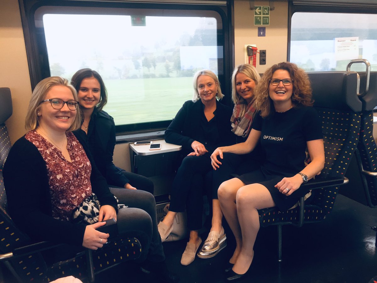 jcvp_BL's tweet image. Auf dem Weg nach Luzern zur #Delegiertenversammlung der #CVP und #jcvp!  
@Elisabeth_S_S @muellerkaderli @P_Braeutigam @m_dietiker