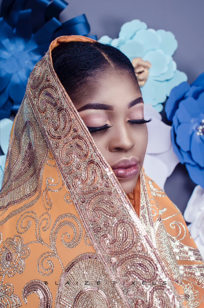 olatunde_blaize's tweet photo. Still on my #BridalSeries
Went Indian for this one (literally), a RT wouldn't do your data any harm, thanks. My next bridal fashion designer, hair stylist &couple, are on your TL
#LagosPhotographer
#BlaizeBridalSeries #BlaizePixels18
#IlorinPhotographer #AbujaTwitterCommunity https://t.co/f5rfhtEPrH