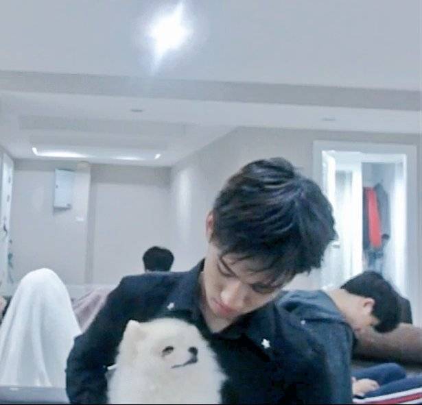 little_of_black's tweet photo. รักเหมือนเดิม 💙💙💙💙💙💙#DebutRov #กิตงาย #Monaliza #Creamiio #Drewwy #Guy #Zuky #Jr #GuPump https://t.co/PEYElZImdC