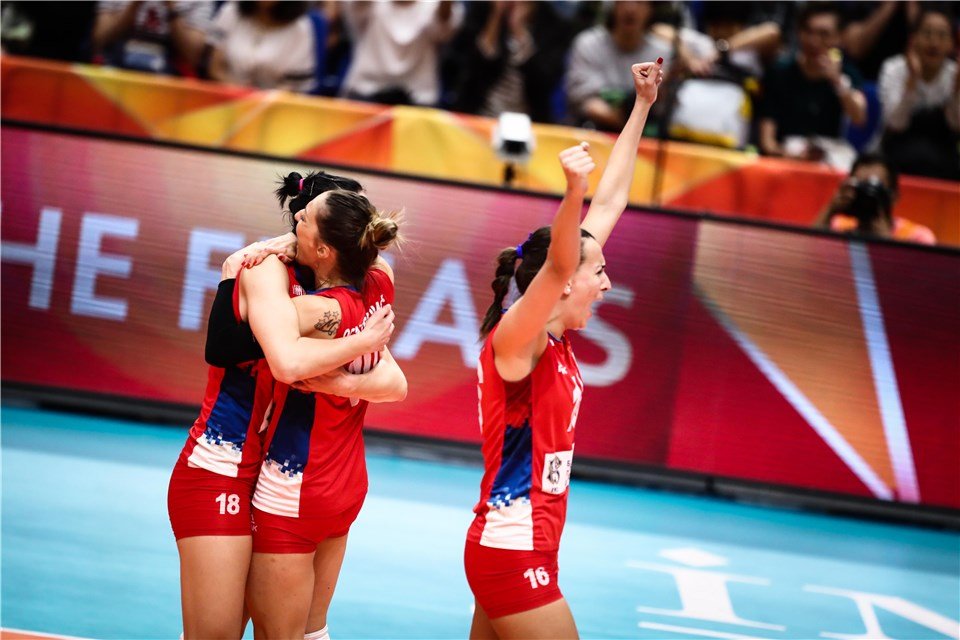 AND IT IS SERBIA!! 🎉🎉🎉
WORLD CHAMPIONS! 🏐🥇🏆
3-2 against Italy at the #VolleyballWCHS final, congratulations!!
japan2018.fivb.com/en/schedule/92…