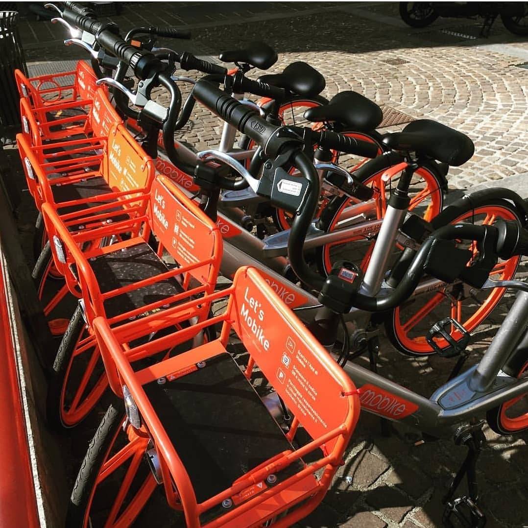 RideMovi's tweet photo. #Milano #Firenze #Torino
"È bello trovare per le strade delle città italiane il mezzo con cui vado al lavoro a Pechino." 😊 Yajie Shen usa #Mobike in tutto il mondo e in ogni situazione! Scarica l'app e #LetsMobike! ✌🌎https://t.co/XypGOKvd4a https://t.co/CTUhCTc3OL