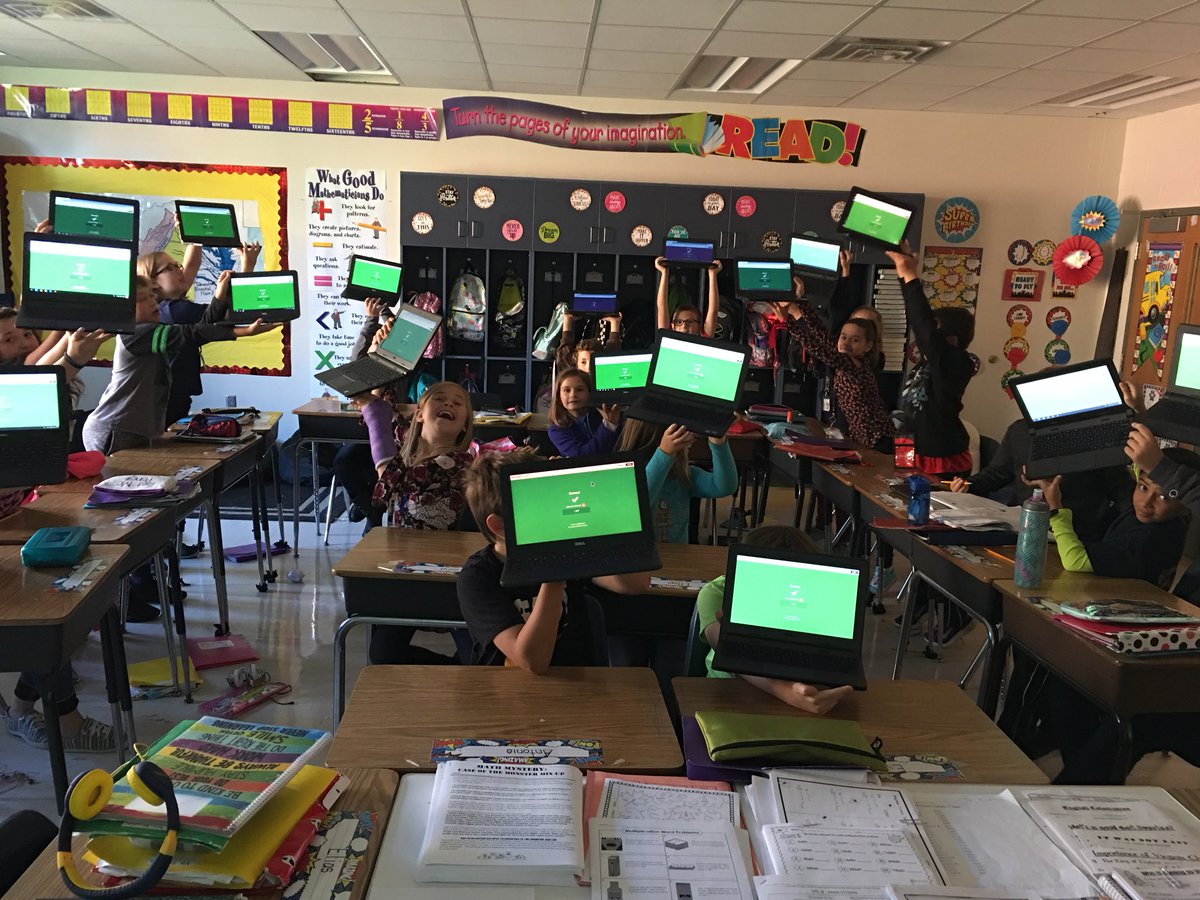 My students using the game-based platform Kahoot to review VS 3 Jamestown Standards of Learning.  <a href="/CESGoPanthers/">CESGoPanthers</a> <a href="/CCPS_VA/">Clarke Co Schools</a> <a href="/MTinsman_edu/">M Tinsman Principal</a> @mgrosstaylor #1to1initiative #studentengagement #technology-integration Kahoot.com