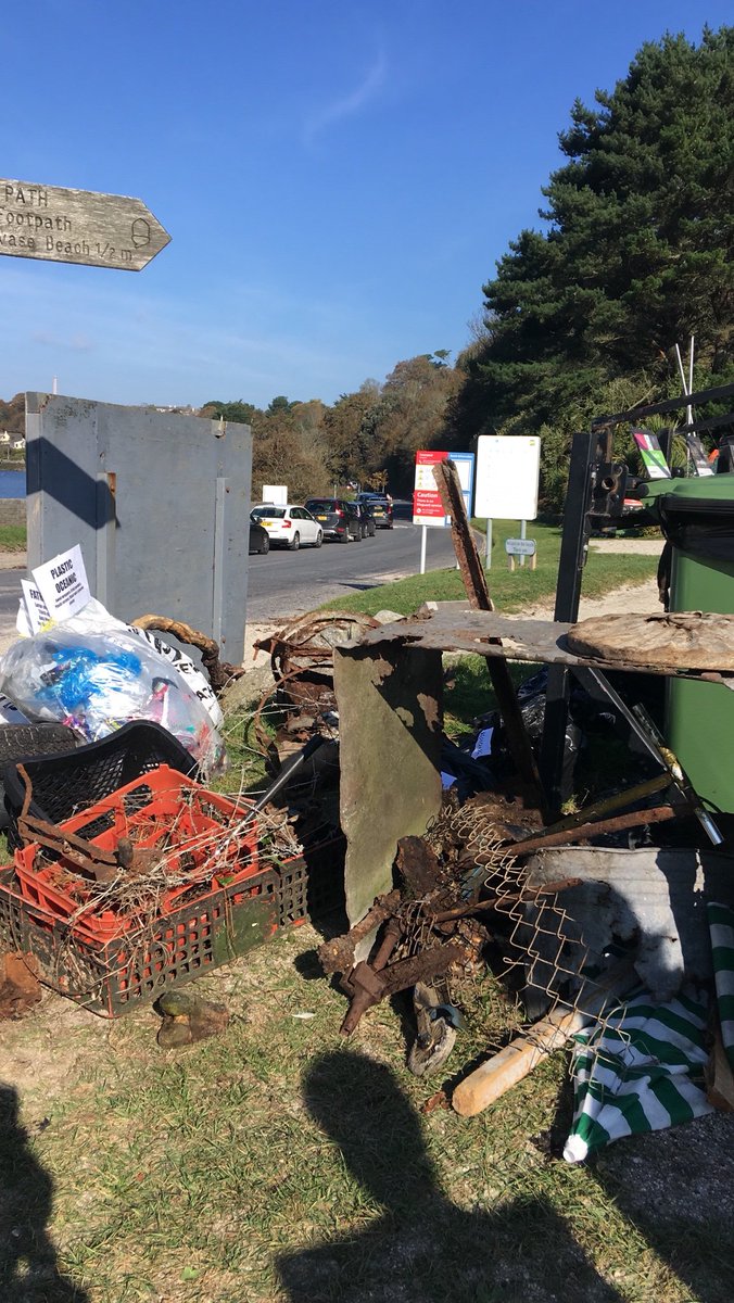 Smashed our @FMConservation Autumn Beach and River Clean for @sascampaigns in Falmouth, on such a gorgeous sunny day☀️Amazing turn out from the community too.
 
@plasticfreefal1 
#plasticfreecommunities  
#ABRC18