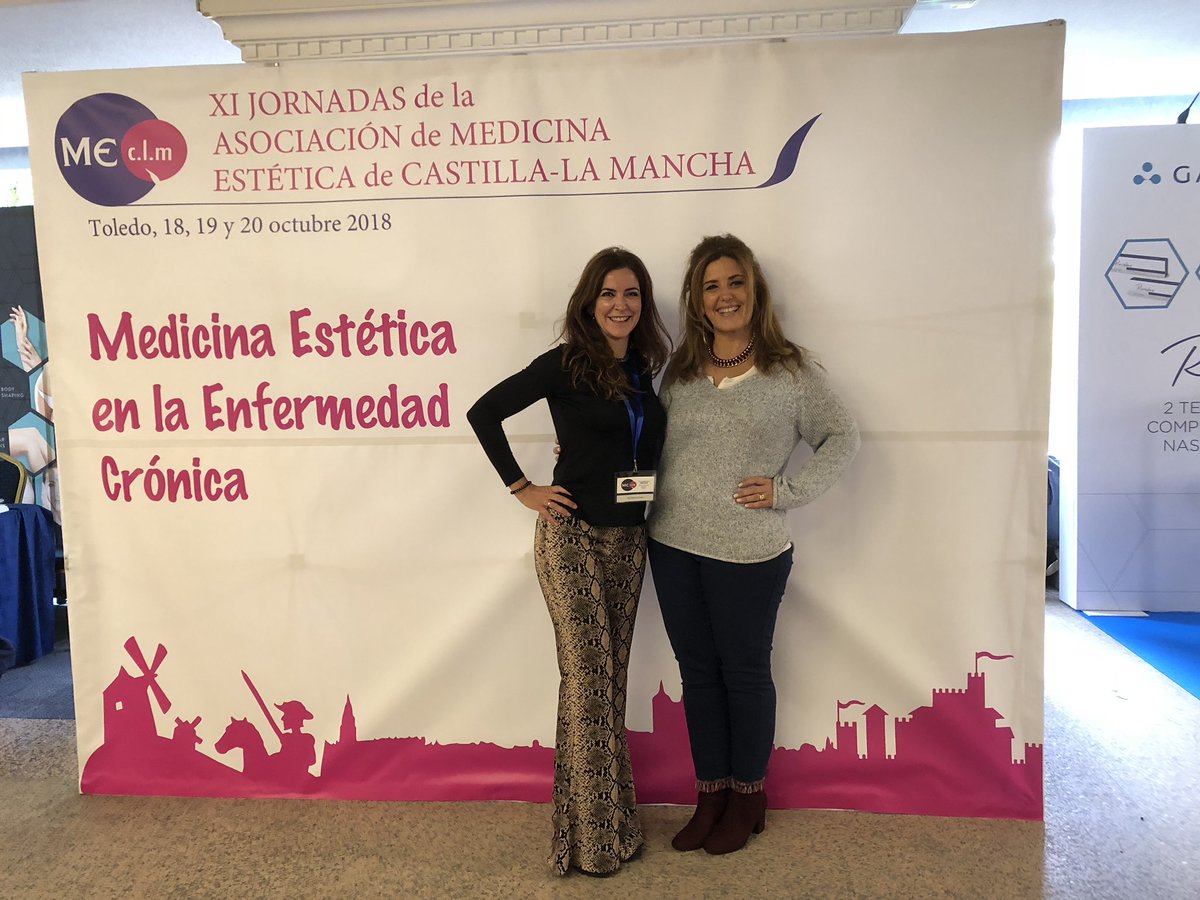 segerf_'s tweet photo. Miembros de #SEGERF Presentes en las jornadas de #AMECLM. Compartiendo conocimientos. #SEGERF2018 https://t.co/OAdibQqmgH