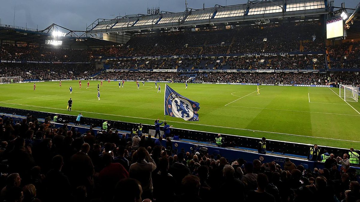 elmsdar's tweet photo. Chelsea vs Man United LIVE updates at Stamford Bridge – 
Chelsea v Man Utd Live Now here 
..
Watch Match Here : https://t.co/dFFJZCdT5a
..
#MUFC #CHEMUN https://t.co/0INagP4Heq