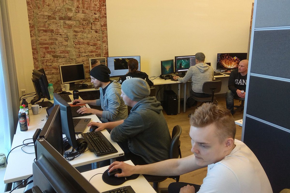 VoidWithinGame's tweet image. This is our little office that we&apos;re working in 

#indiedev #indiegame #3dgame #gamedev #voidwithin #voidwithingame #office