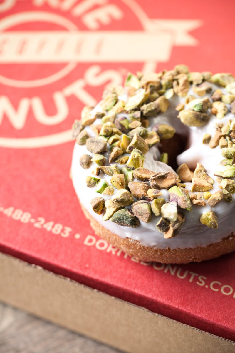 DoRiteDonuts's tweet image. Fired up in #forestpark, at @CounterTweet. 🍩☕️#eatlocal