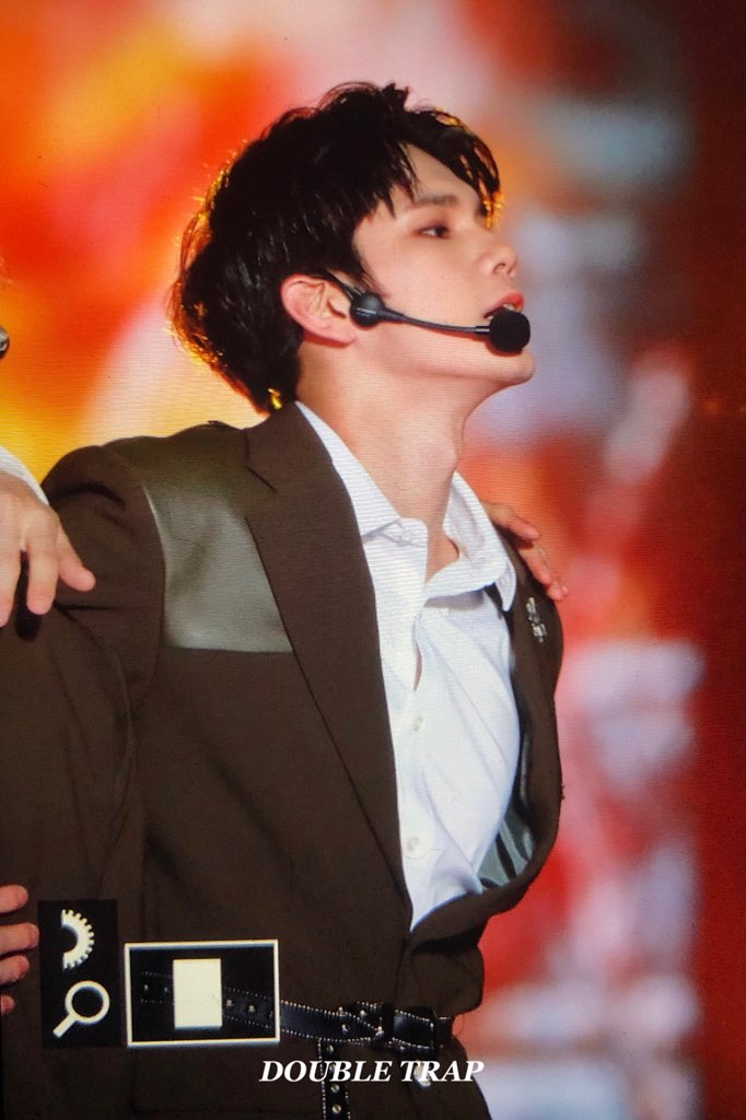 doubletrap_sw's tweet photo. 181020 BOF #성우 #옹성우 #ongseongwu #WANNAONE #워너원 https://t.co/gOwt4sdAPL