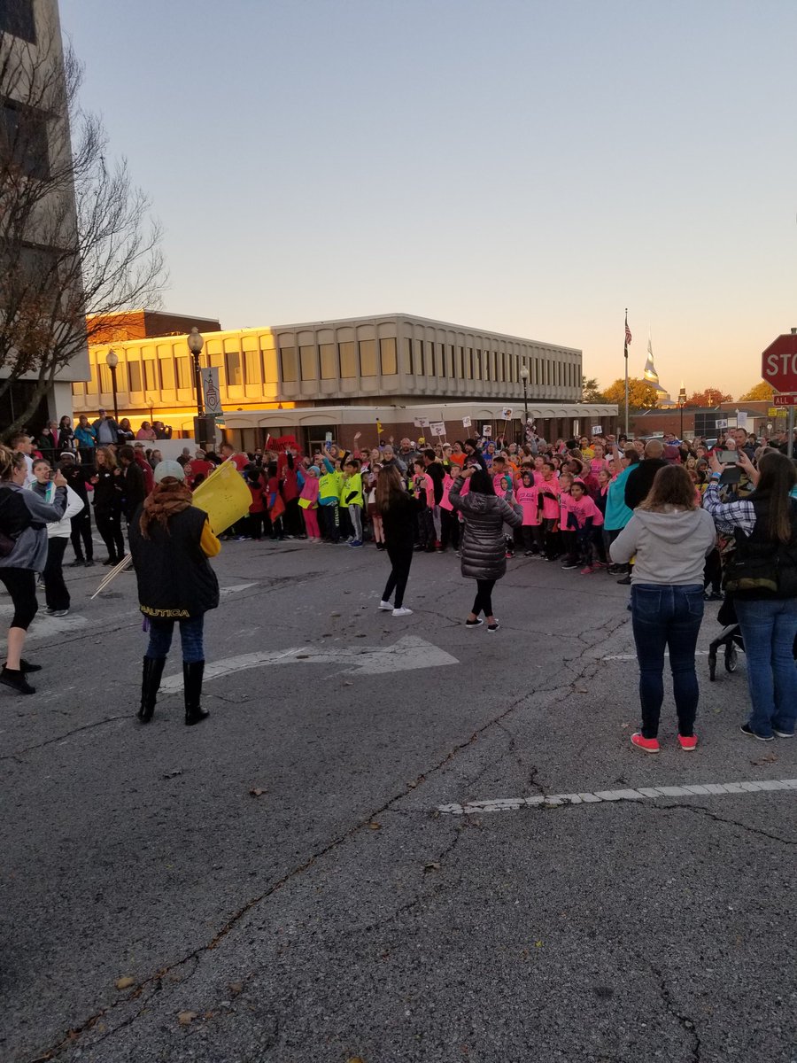 Race anticipation! #ISDStrong