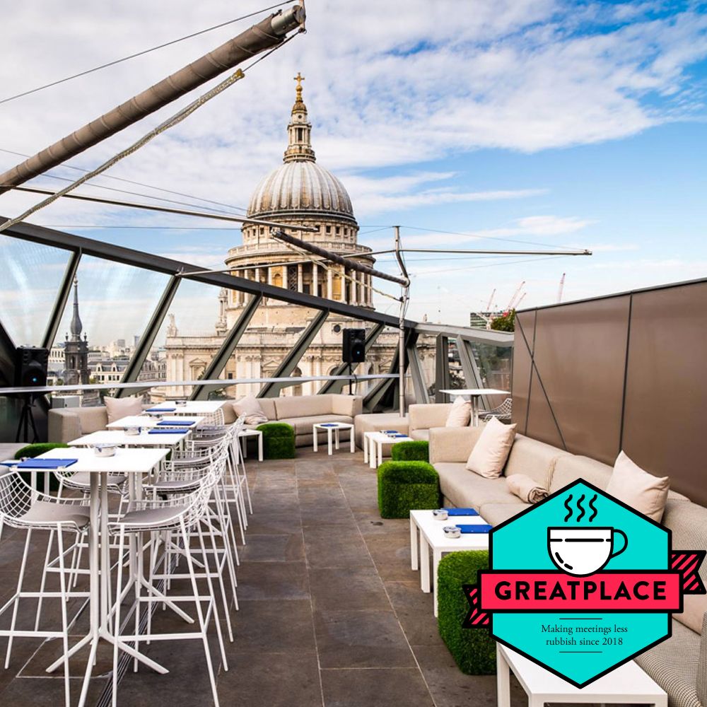 ThinkPlanThrive's tweet image. #GreatPlace of the day - @madisonlondon1. Cocktails for work or play. On a rooftop overlooking St Pauls. What's not to like? #SaturdayMashUp #MeetingHacks #WeekendMeetings #Workaholic buff.ly/2NFO8Ac