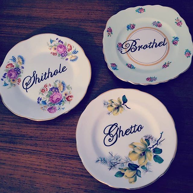impolitegifts's tweet photo. #housesign #brothel #ghetto #shithole #nicehome #homedecor #etsy #twitter #messyhouse https://t.co/xMqxwaEQeE