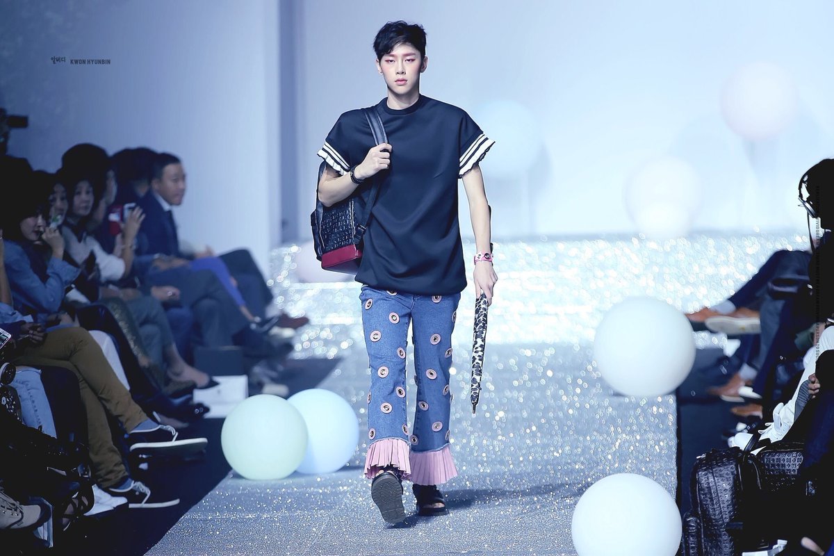 hyunbinpics101's tweet photo. https://t.co/Hd6CkCpY9h