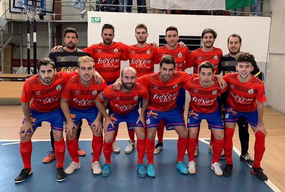 SGALEJANDRO1983's tweet photo. Hoy, jugamos la segunda jornada de liga. Estoy muy contento. Motivo? Están empeñados en querer superarse en cada entrenamiento y partido. https://t.co/m38FHRj7Sf