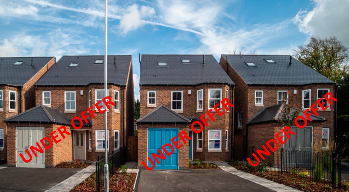 FHPLiving's tweet photo. Mulberry Close, Beeston – Four now sold subject to contract – Only three houses left! Reserve prior to Christmas and receive £1,000 of John Lewis vouchers
Call Jules Hunt or Steve Parker on 0115 841 115 for more information or to arrange a viewing https://t.co/cirMDCbRov