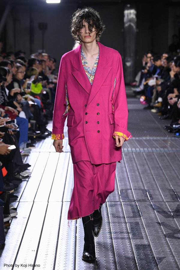 RakutenFWT's tweet photo. [ Information] #AmazonFWT Collection Report | BED j.w. FORD
[JP]https://t.co/I4f2e5SmFT
[EN]https://t.co/KWIERzouQV
 #AMFWT #fashionweek #ファッションウィーク #tokyo #東京 #2019SS #2019春夏 #BED_j_w_FORD #ベッドフォード https://t.co/3KX8cCOJpV