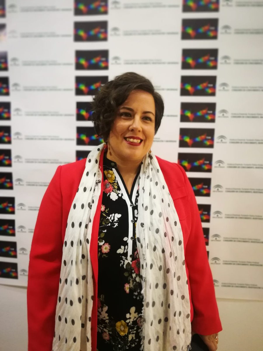 cadealmeria's tweet photo. Ahora da comienzo el #tallerdemarketing en #MujerRurALtm de la mano de @agatares con #AnaGalera https://t.co/nuuCMdAeet
