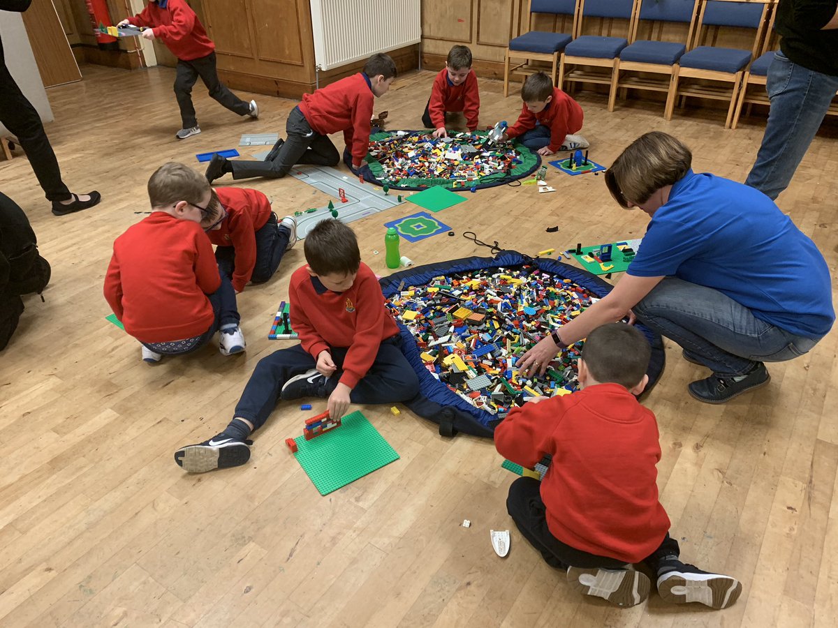 Our Anchors Lego Activity morning is in full flow. 40 boys from across the Battalion here at HQ for some Lego fun. #boysbrigade #bbweekend #learndiscovergrow #stem
