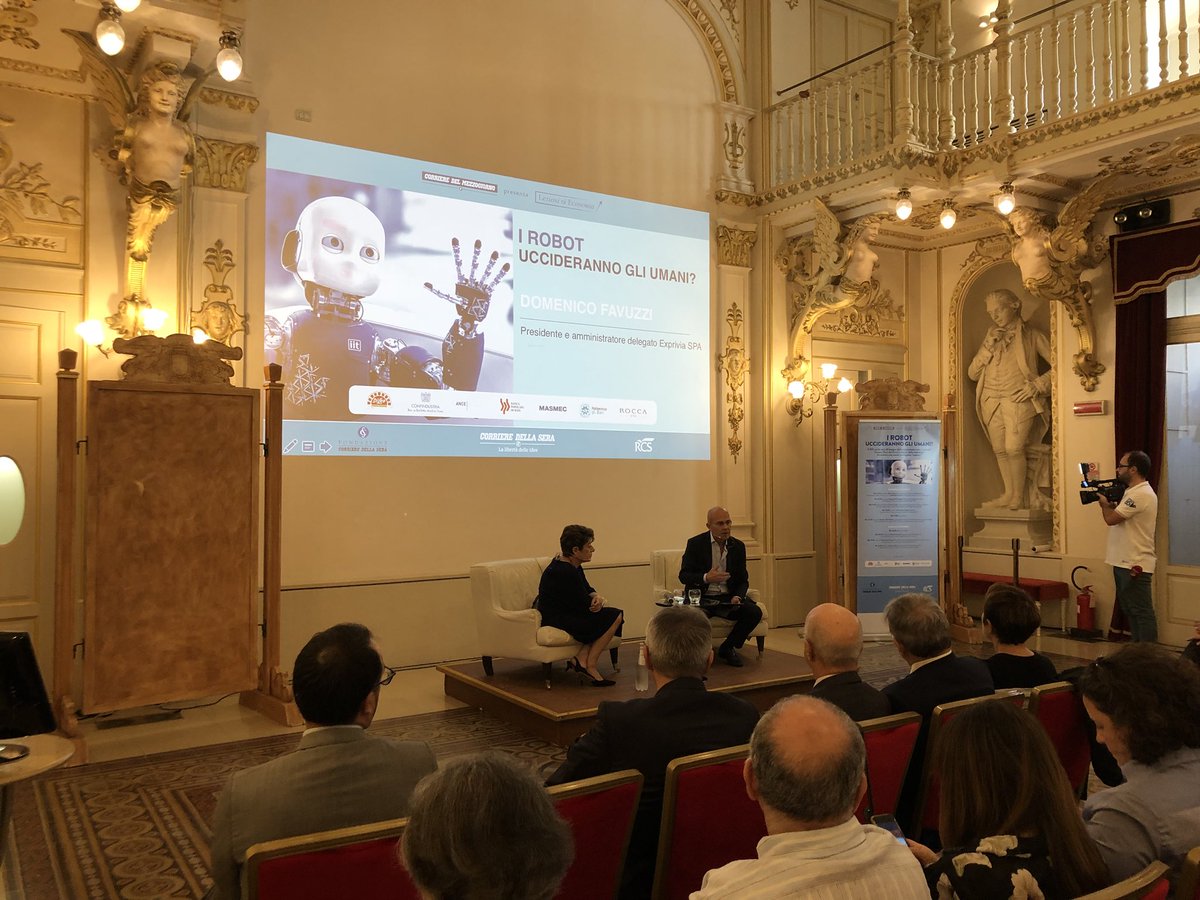 giorgiodemetrio's tweet photo. #Bari, le “Lezioni di economia” del @corrmezzogiorno.Tema:“I #robot uccideranno gli umani”. Il presidente di @Exprivia_Italy #Favuzzi:“Italia avanti nella produzione di robot industriali. Ma siamo in forte ritardo sull’intelligenza artificiale rispetto a Usa e Cina”@TgrRaiPuglia https://t.co/ysiytuGHMa