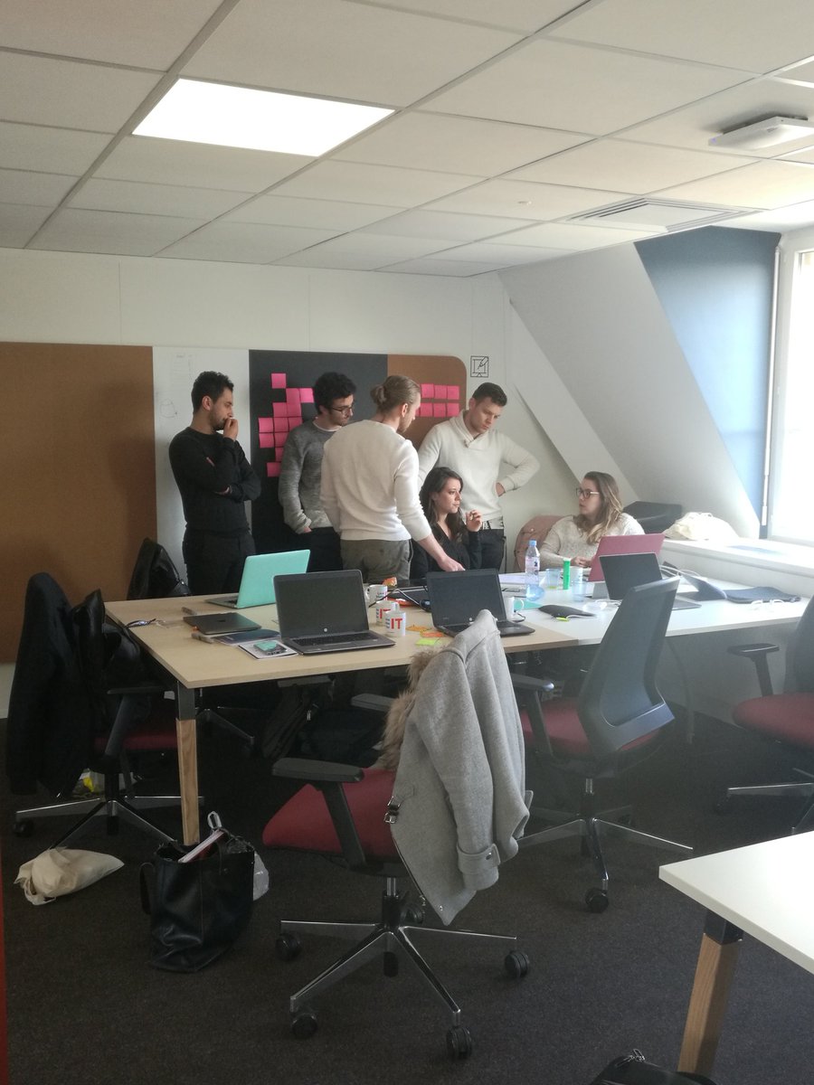 SWRoboticsAI's tweet photo. Deuxième jour de travail pour les participants ! Merci à @wellioprowork de nous accueillir ! 
#SWRoboticsAi #startup #Robotics #AI @sweparis @TechstarsParis @techstars https://t.co/axH2DDWdZG