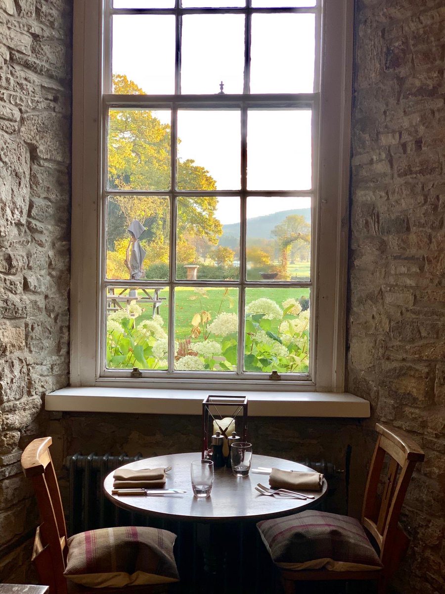 Lord_Crewe_Arms's tweet image. Morning All! If you love a room with a view, look no further than the Crewe, where one of these is the ladies loo 😊 Thank you to our Niamh for these lovely pics 🌲#Northumberland #NorthPennines #RoomWithView #Blanchland