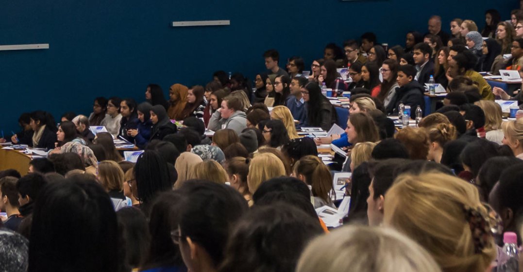 MedicMentor1's tweet photo. The countdown begins! It's only 2 weeks until our first #NationalHealthcareWeekend of the year, hosted at @StirUni! Are you a #futuremedic or #futurevet? Get your tickets for 2 days of UCAS lectures &amp; conferences here: https://t.co/wLPNlXoIdt #NHWStirling https://t.co/1mcd8GJ269