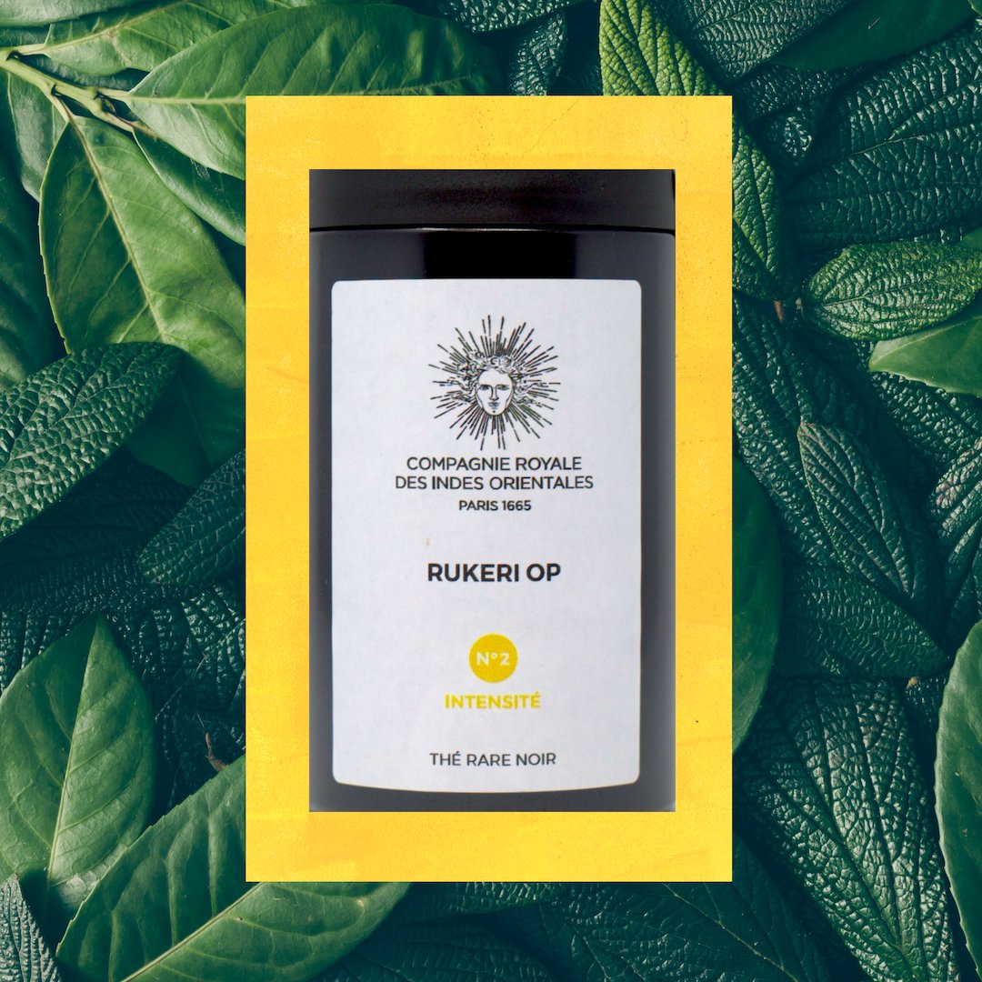 cie_indes's tweet image. Coffret SAFARI • RUKERI OP • Magnifique thé noir pur des hauts plateaux du Rwanda, aux notes cacaotées. 💛 ESHOP ==&amp;gt; bit.ly/2q3rQPb 
🇬🇧 SAFARI box - Splendid pure black tea from the highlands of Rwanda, with cocoa notes. #compagniedesindes #botanistemoderne