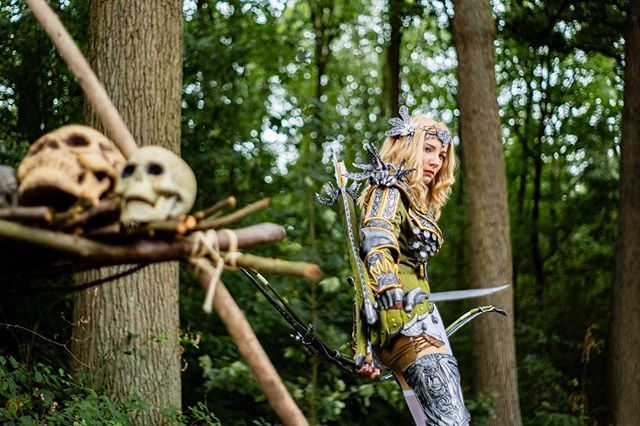 GyDbe's tweet photo. @drawmeacosplay as Ranger from @blackdesertonline_official
Photo taken at @elftopia —
#cosplay #コスプレ
#cosplaygirl #cosplayer #cosplayers #cosplaygirls #elftopia #elftopia2018 #blackdesertonline #blackdesertonlinecosplay #bdo #blackdesertonlinegirls … https://t.co/TcEiwSaKpp https://t.co/bMCTVIDGAi