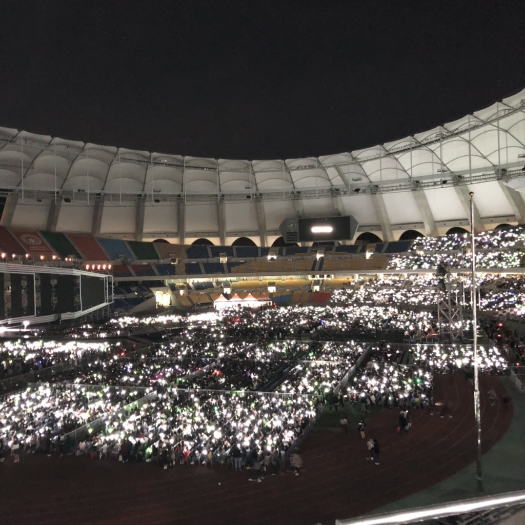 차밍비 tweet media
