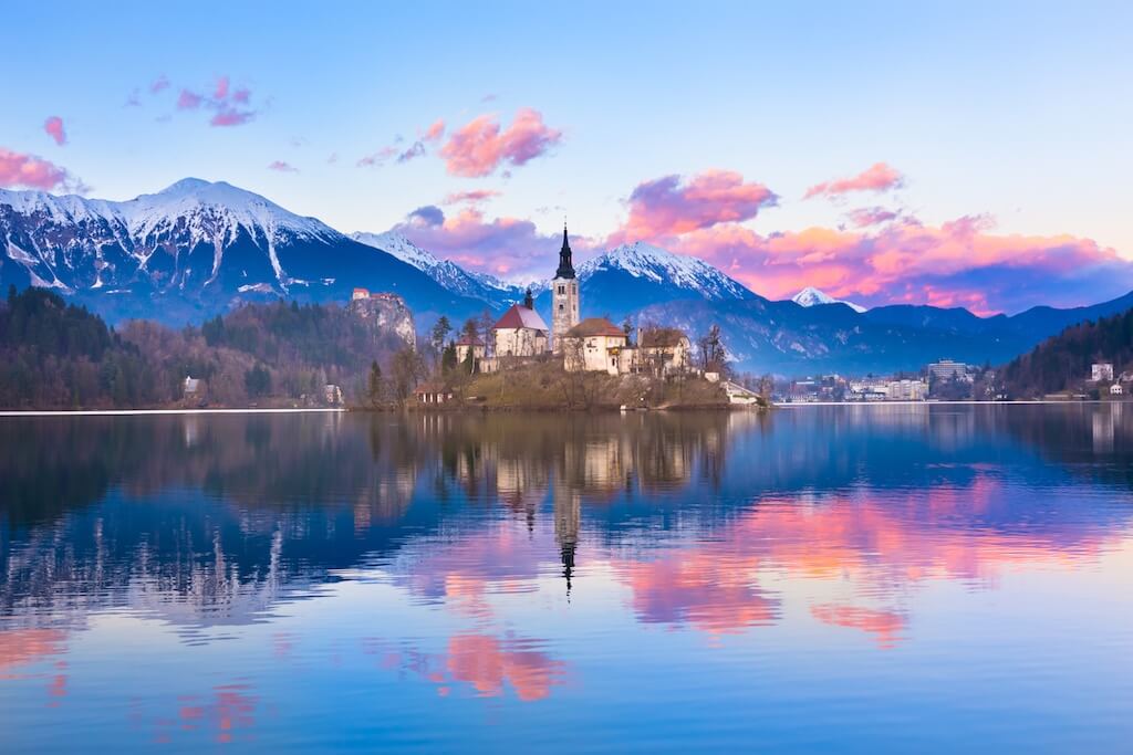 TryThisDotCo's tweet photo. Eyes open - We live in a wonderful world!
#trythis #traveltips #traveltipsDR #TravelTipsForFree #TravelTipsLeLuxace #TravelTipsandTricks #traveltipster #travelgram #thegoodlife #travelfriendly #traveller #traveling #instatravel #travelblogging
https://t.co/8jhqX53T6l https://t.co/61fiwuHDCO
