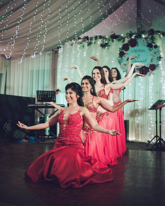 Our dream team on stage in Malaysia 🇲🇾 And when the bride is part of the performance, magic happens! ✨
#bridalstyle #bellydancers #weddingday #eventprofs #weddinginspo #bellydanceshow