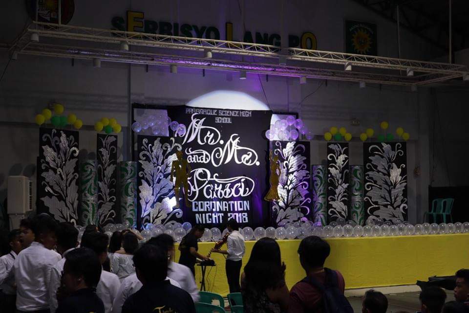_TheMomentum's tweet photo. #TheMomentumUpdate

MMP 2018 Coronation Night starting now!

👑 ParScian, which candidate do you think will win the crown? Share/Retweet your #MMP2018 bet! 👑

#MMP2018 #CoronationNight 

📷: Raya Samantha Castro https://t.co/joY8QxOElS