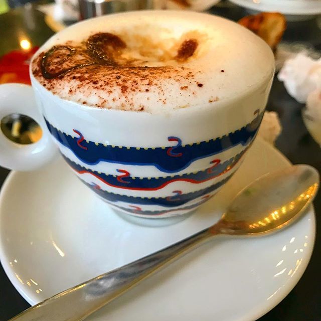 FrancescoEri's tweet photo. Because sometimes in the morning you just need a cappuccino to keep u going through the day🤪
#dadslife #morning #cappuccino #cup #buongiorno
#francescoadventures
#onepictureadayfrancesco #inviaggioconfrancesco
#onepictureadyitaly2018
#onepicturead… https://t.co/HcfhzFhAFP https://t.co/3x45BdczKK
