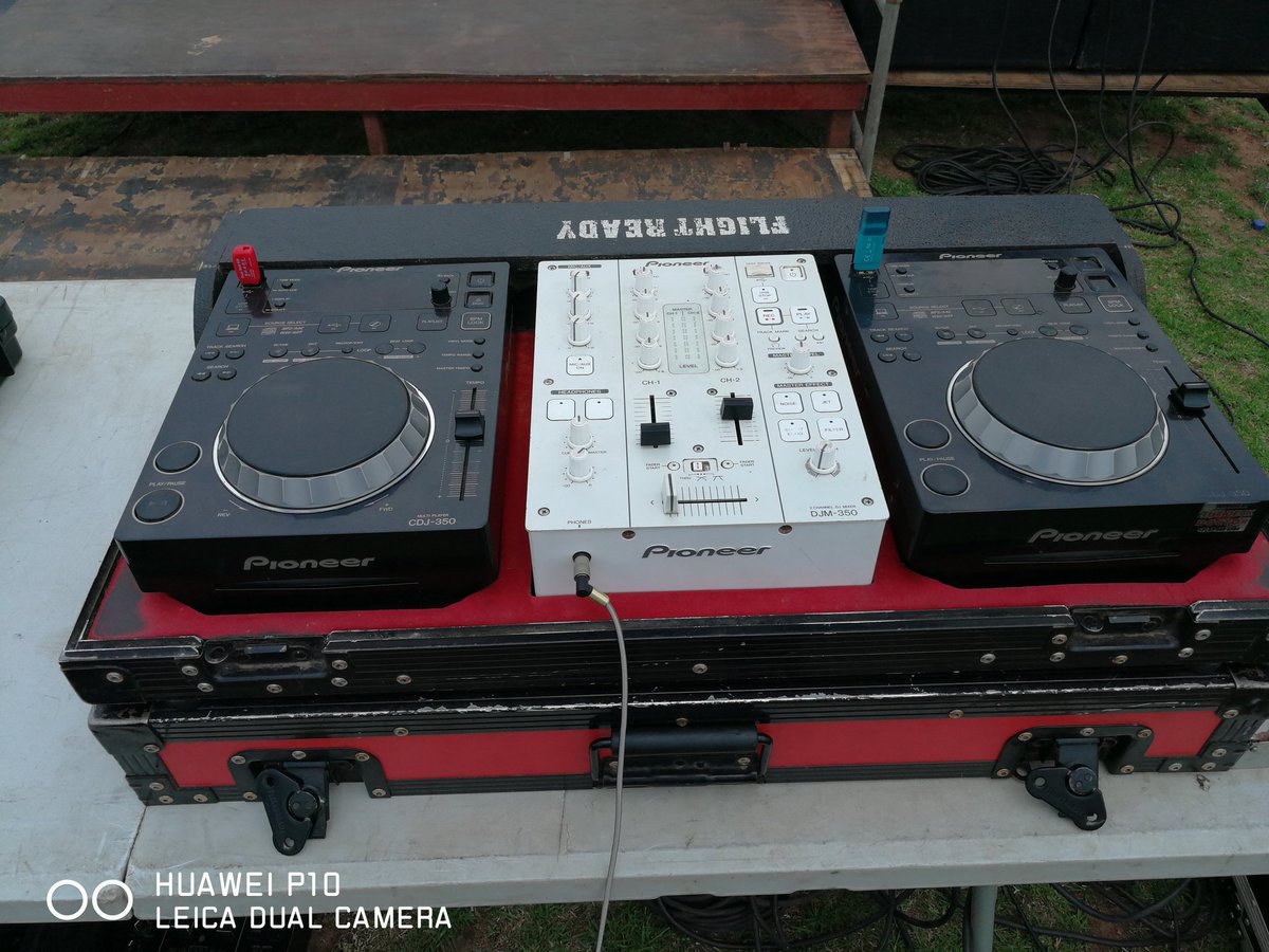 DJLetlapa_SA's tweet image. Office for the day at #ConquerGames2018