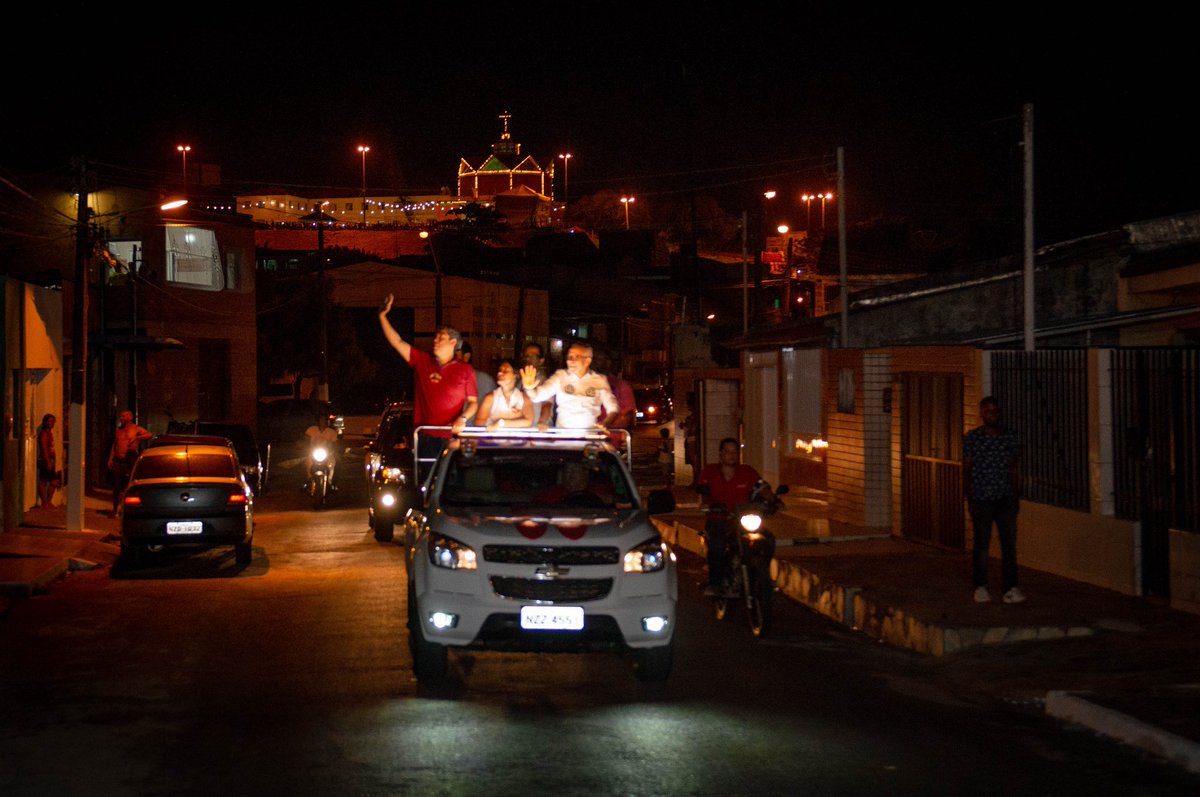 Eliane_Aquino's tweet photo. Que coisa linda, Bairro América! Muito obrigada por toda receptividade e energia emanada. Dia 28 é 55 e 13!
#BelivaldoGovernador #ChegouPraResolver #PraSergipeAvançar #Belivaldo55 #SergipeNoRumoCerto https://t.co/27apAmmdE4