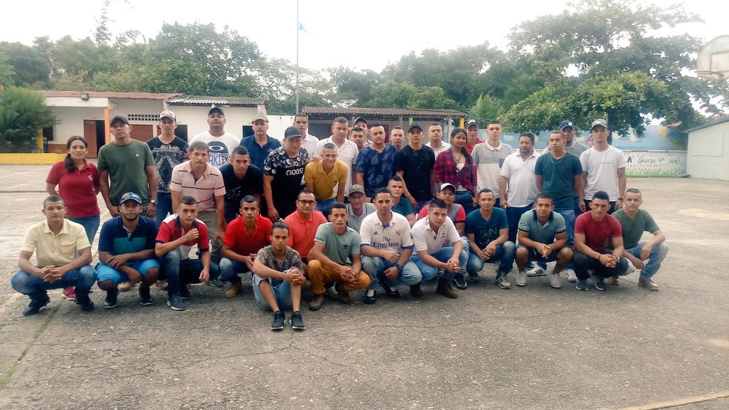 MINERIA2SENACF1's tweet photo. Culminamos con éxito la formación complementaria en Seguridad básica en minas bajo tierra con los trabajadores mineros de la empresa MASORA S.A.S. en el municipio de Segovia.@SBDIR_SENACFMA @CformaSenacfma @Informativoanti https://t.co/yMe9UcYcTB