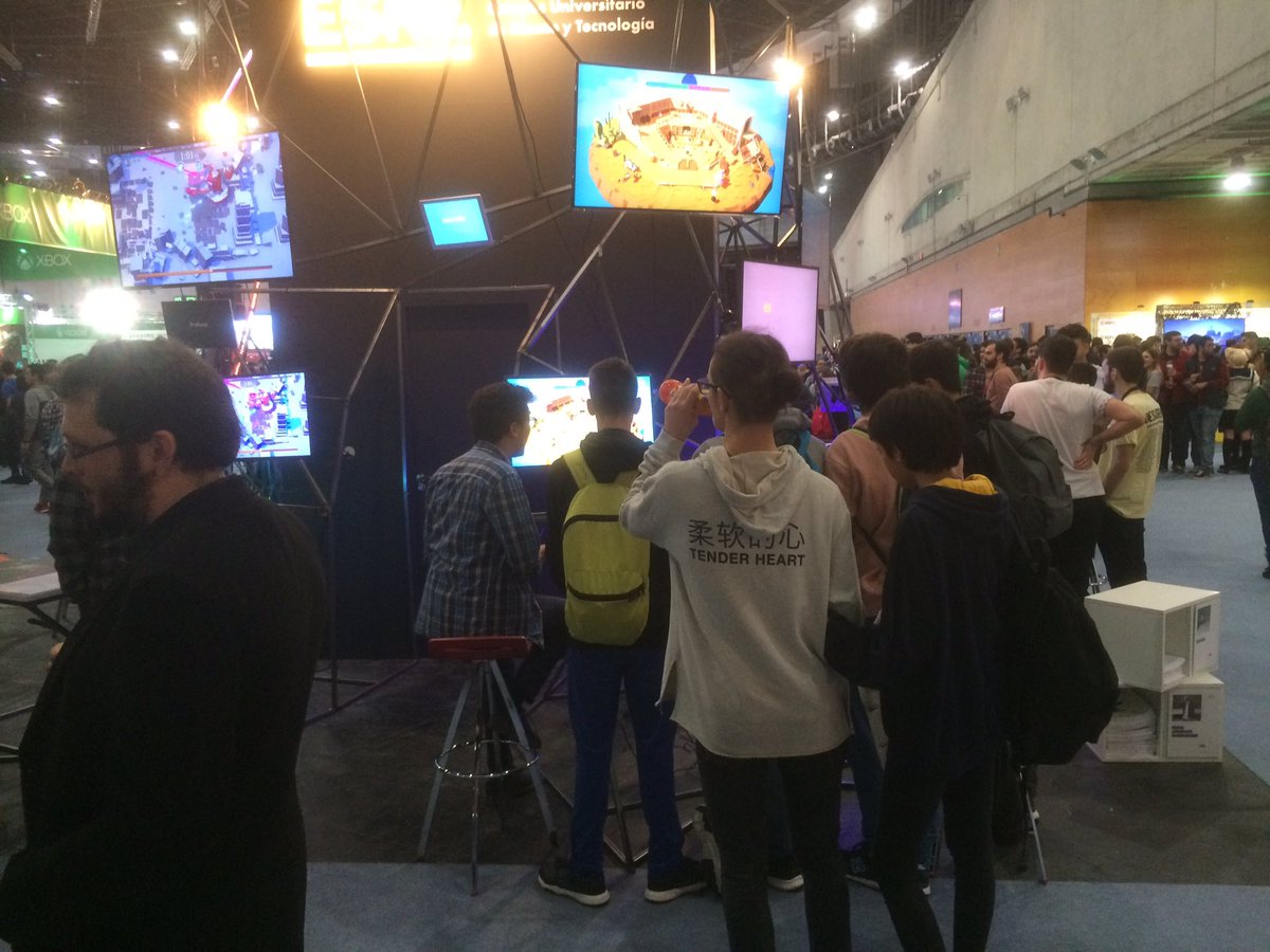 UnsiegeDev's tweet photo. Still playing them pillows at @MadGamesWeek. If we could choose between having a sofa here or having you, we would choose U, because YOU make this fun ❤️. Come enjoy some 2016 memes with us!👌 https://t.co/yzNKJBQdS5