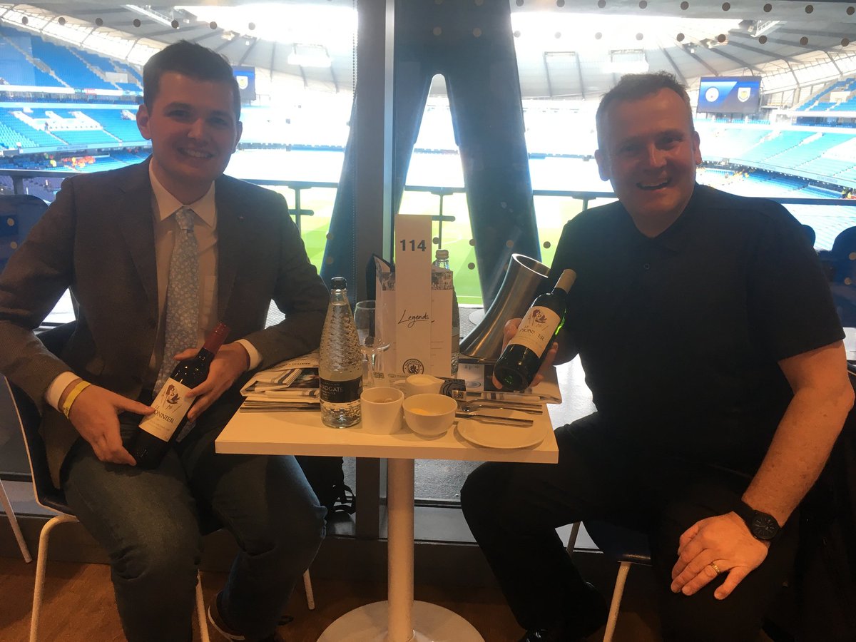 We've arrived in the Legends Lounge! Don't forget to catch the interview and presentation at 1:30pm