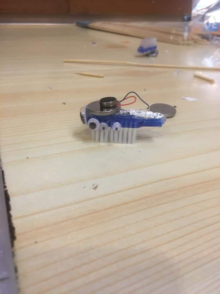 BBITS_UK's tweet photo. The #BistleBot has had an upgrade #DigitalMaker #JOTI2018 #JotaJoti #iscout https://t.co/K6NTU7lI7R