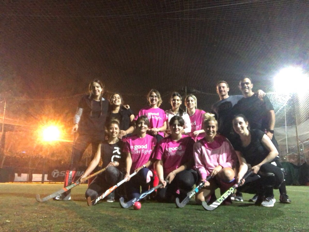 LucianaKotlerMU's tweet photo. @AmericanAir every Friday after work, members of the EZE Customer Service team gather to play field hockey. They draw their names into 2 teams according to their t-shirts: black or red. This Friday the red team became the Pink Team supporting #BreastCancerAwareness #nonstopfight https://t.co/Trq6S8QjLT