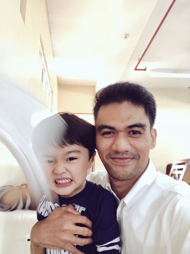 scoobydon's tweet photo. Proper decorum? What po? 😂 https://t.co/Peblwopjvq