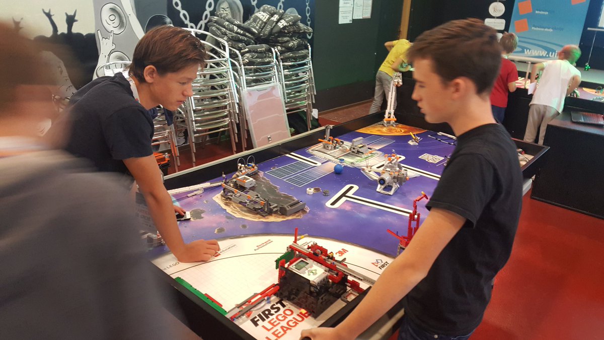 SpaceAppsKoper's tweet image. #SpaceApps @SpaceAppsKoper Junior. Mission to orbit. #LEGO