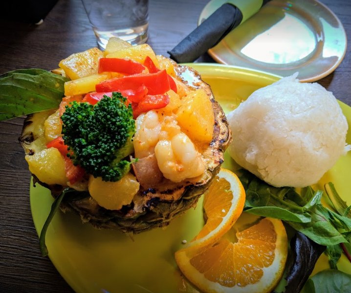 TikiManaNoodles's tweet image. 🍚+🍍=❤️  #TikiManaCO #COeats #HIVibes