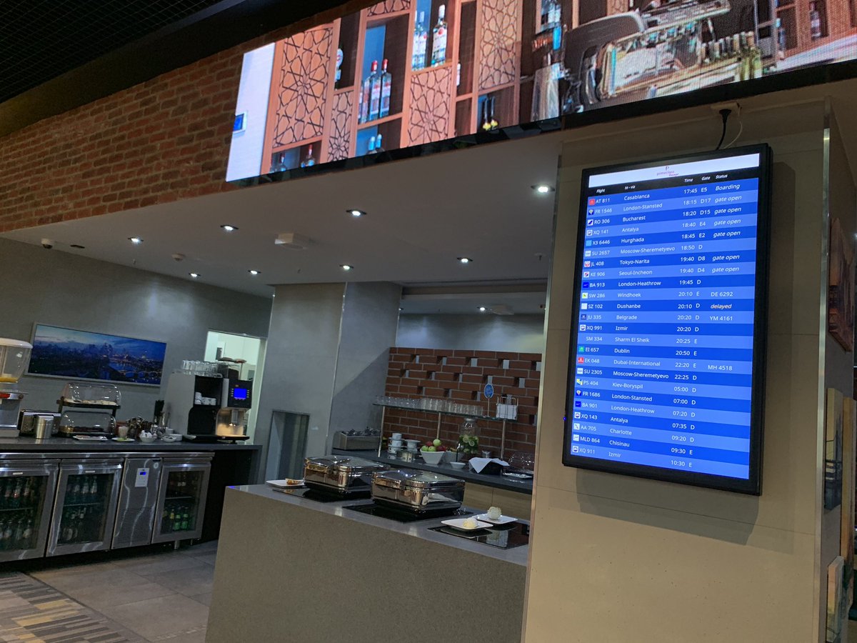 DrUmarAlQadri's tweet photo. One of the best lounges I have come across as a #Muslim in #Europe is the #primeclass lounge at @Airport_FRA. It has a mini prayer room, Halal food and even a Lota 😄 (go figure that one out!). #Muslim #Travelling #Airport #Frankfurt #PrimeClassLounge https://t.co/XPLGqIi5kw