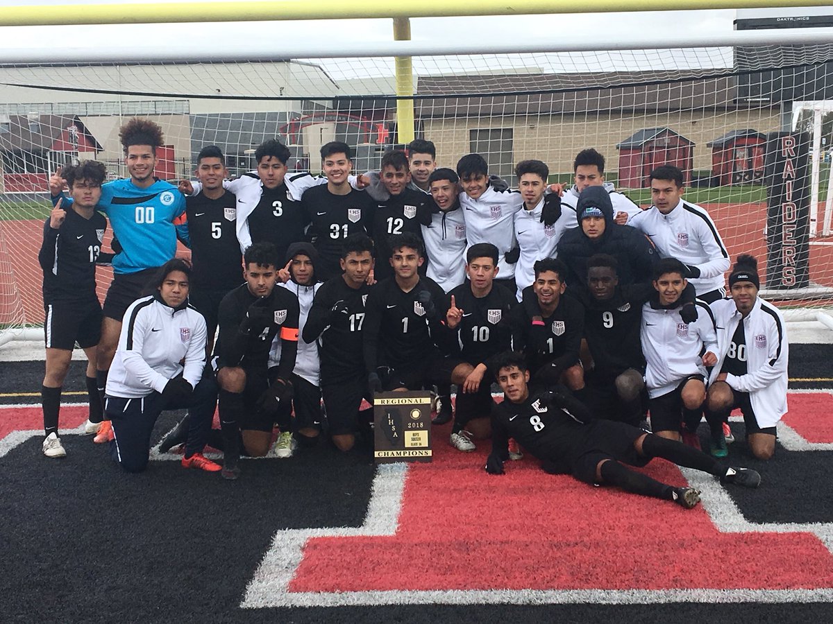 theelginmaroons's tweet photo. #IHSA Boys soccer Huntley Regional champions #MaroonPride @EHSPLATOON @sdu46 https://t.co/jAr8h4JT0W