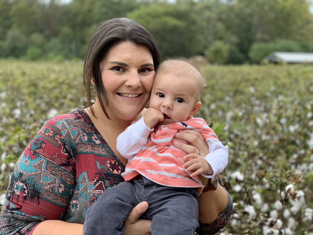 toddlear's tweet image. Fun family day at the pumpkin patch!