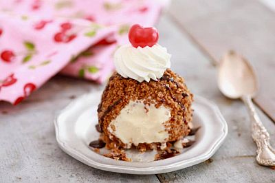 partysupplies's tweet photo. Re: Deep Fried Ice Cream DIY - [ See the pictures inside ] https://t.co/Bj3v1jYeTx https://t.co/60dtXHOVZv